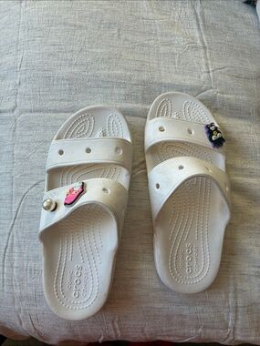 Crocs Sandals 5/7 charms